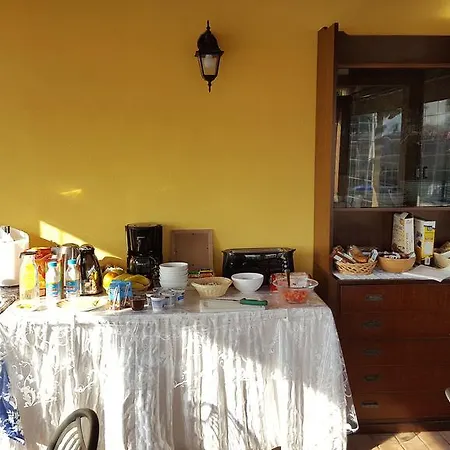 Karina Aparthotel Moniga del Garda