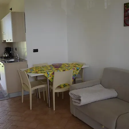 Aparthotel Karina