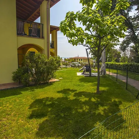 Aparthotel Karina Moniga del Garda