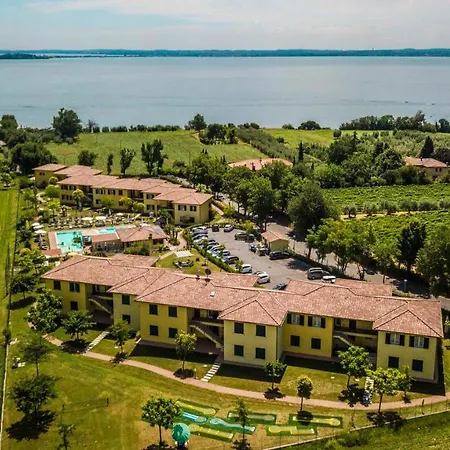 Karina 4* Moniga del Garda